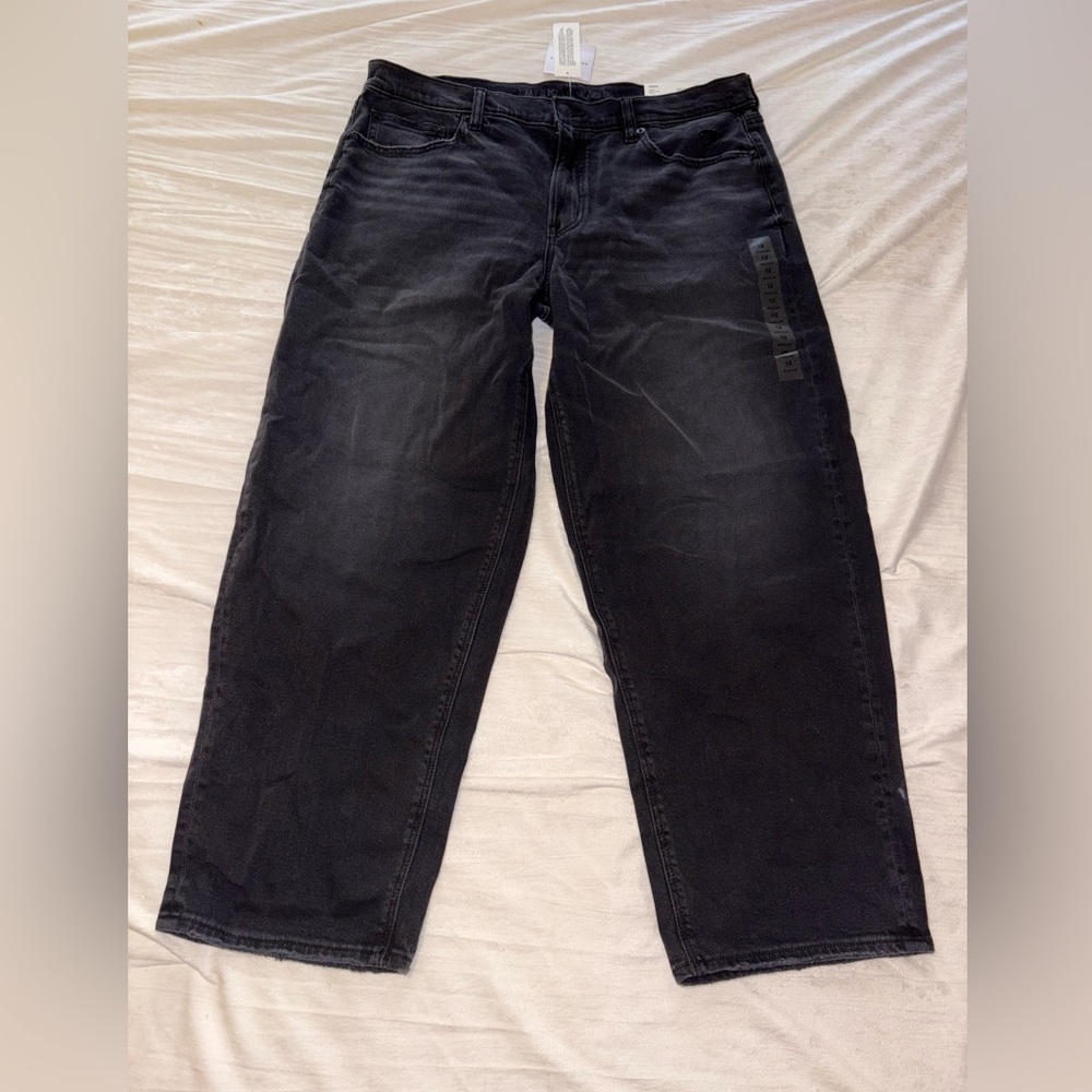 [NWT] Barrel Jeans, Size 12 | American Eagle
